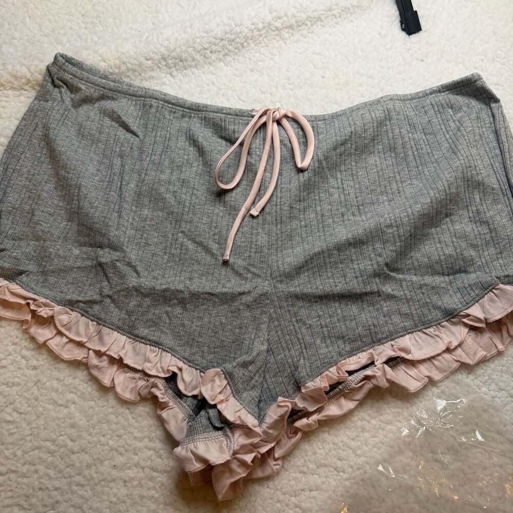 Victoria's Secret Lounge Shorts XL Gray Pink Ruffles
